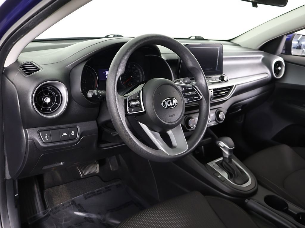 Used 2020 Kia Forte LXS FWD image 18