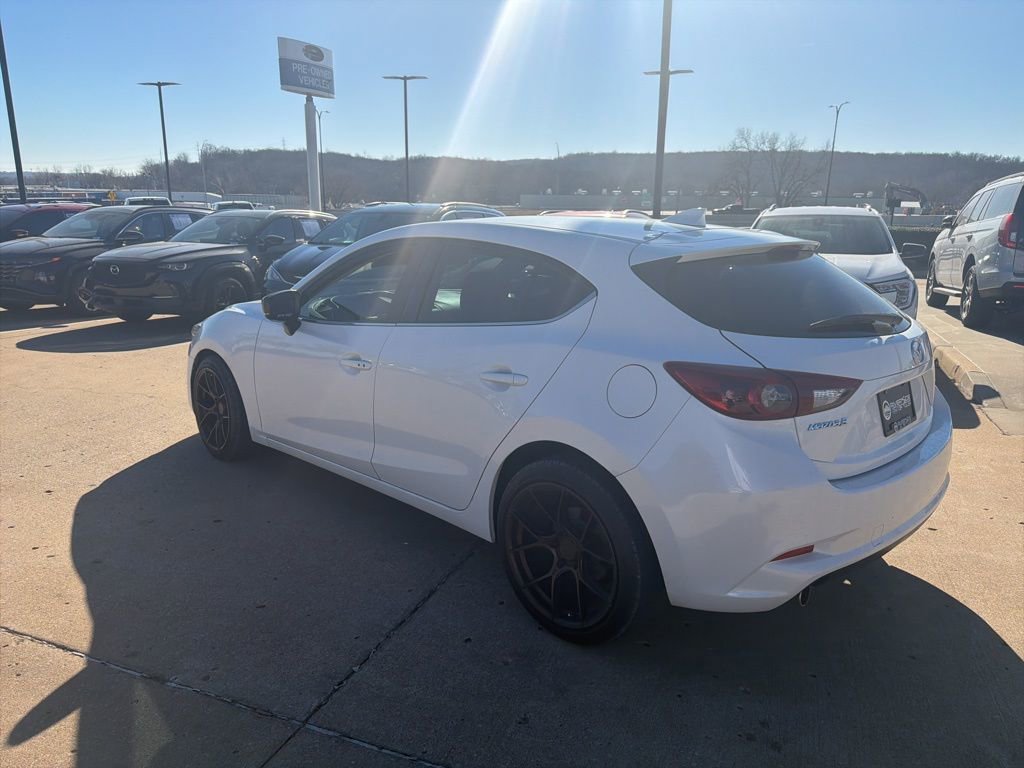 Used 2018 MAZDA MAZDA3 Grand Touring w/ Premium Equipment Package image 5