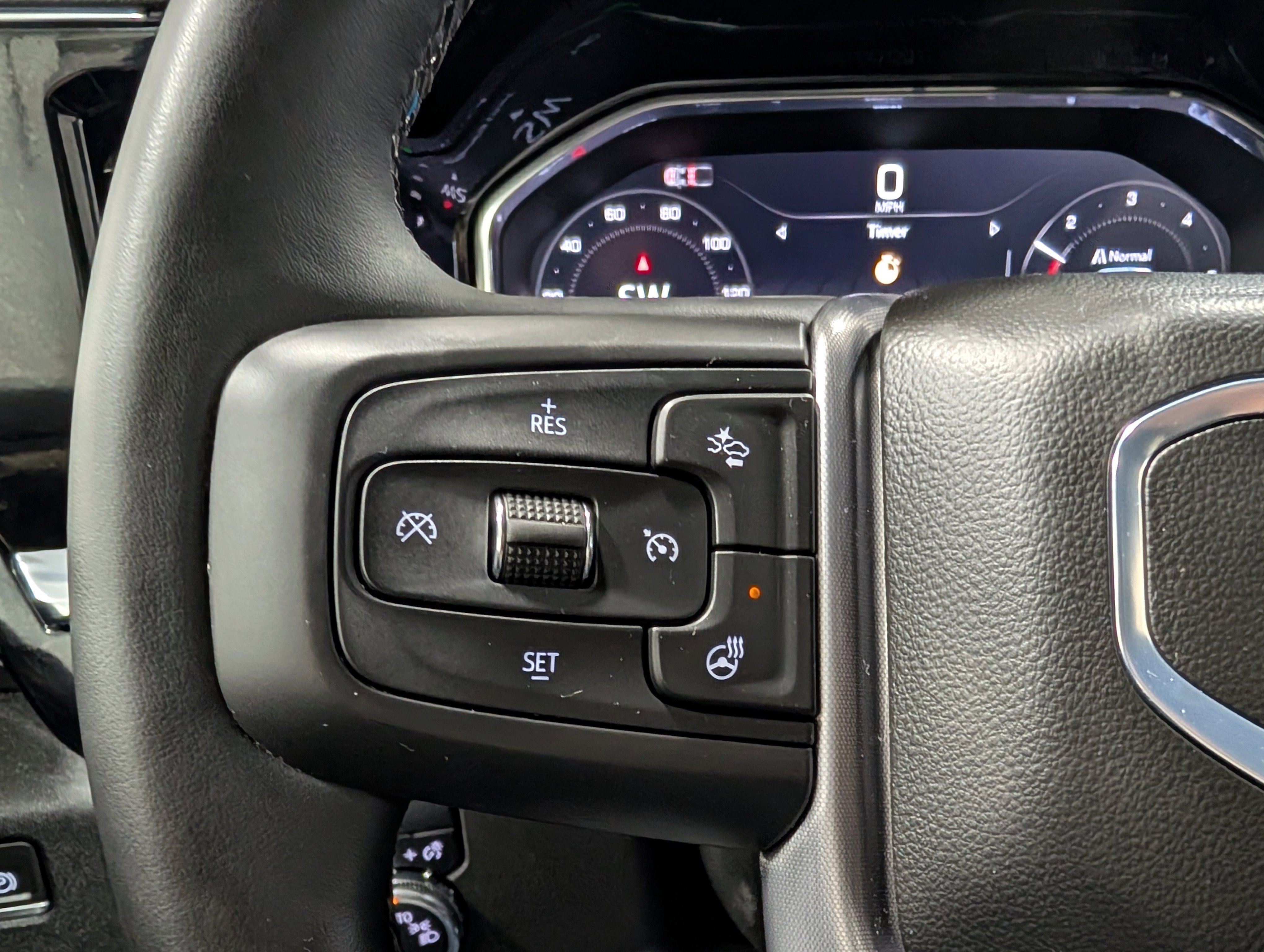 Used 2024 GMC Sierra 1500 SLE w/ Preferred Package image 21