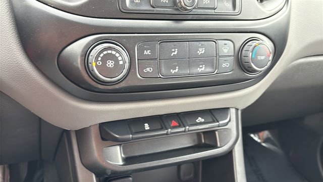 Used 2022 Chevrolet Colorado W/T w/ Custom Special Edition image 29