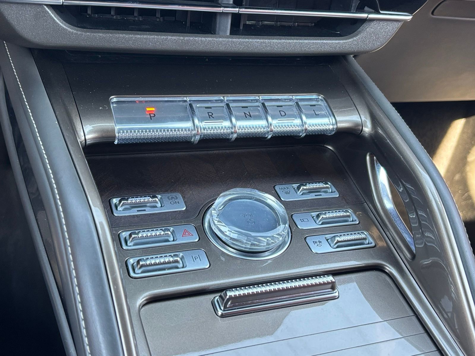 Used 2024 Lincoln Nautilus Black Label image 23