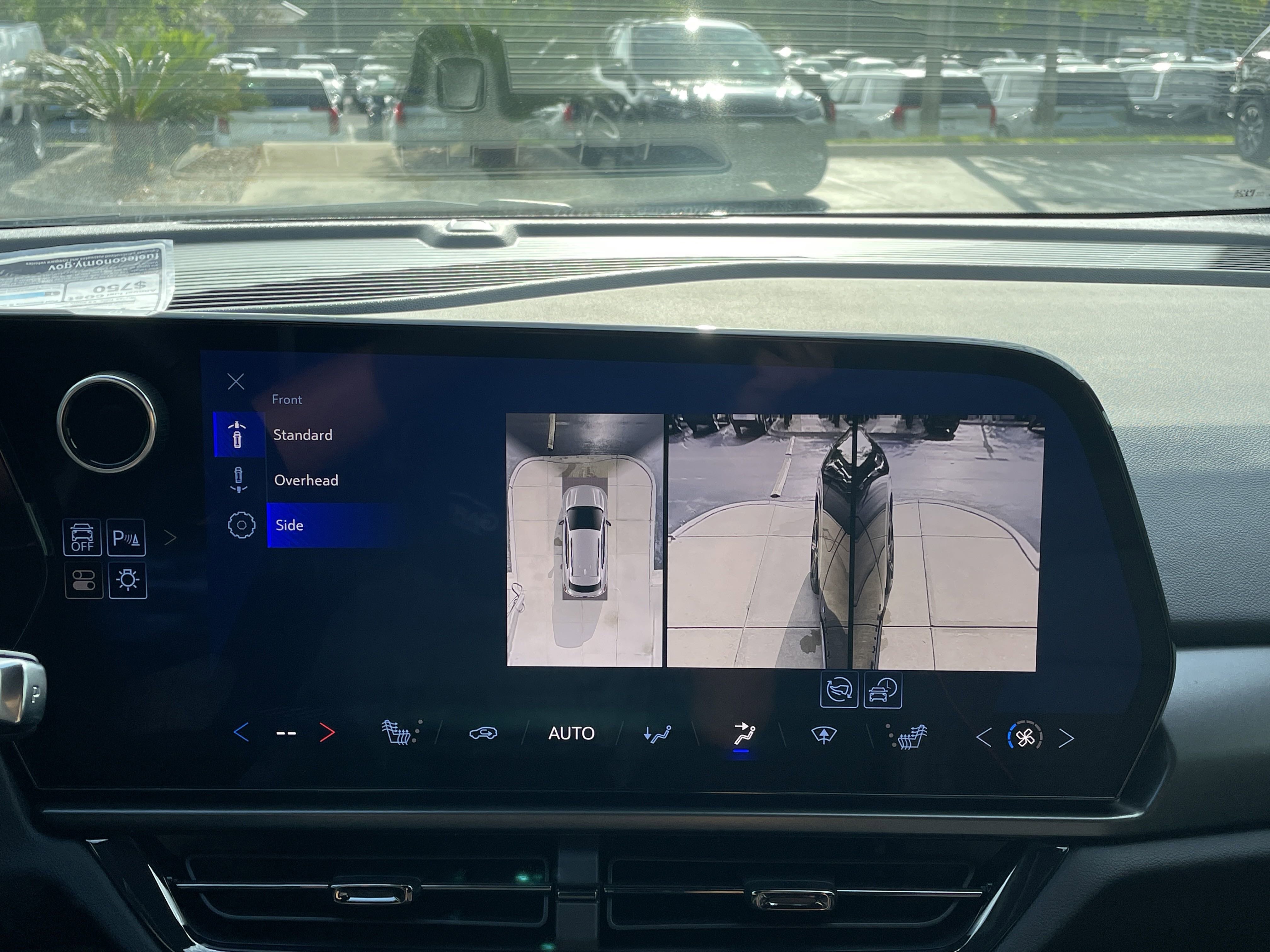 New 2025 Chevrolet Equinox EV RS image 28