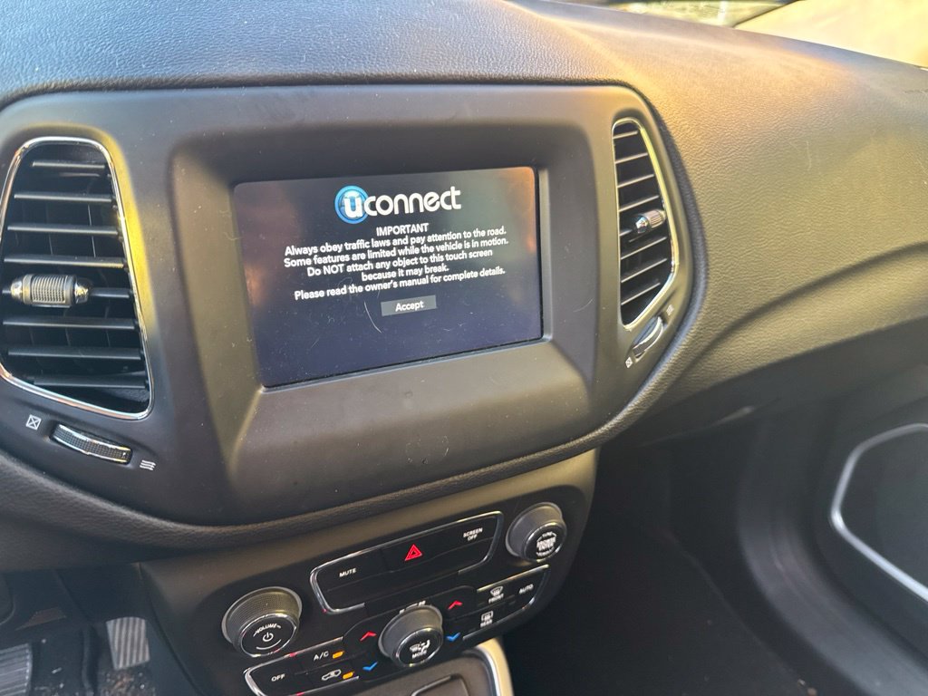 Used 2020 Jeep Compass Sport FWD image 8