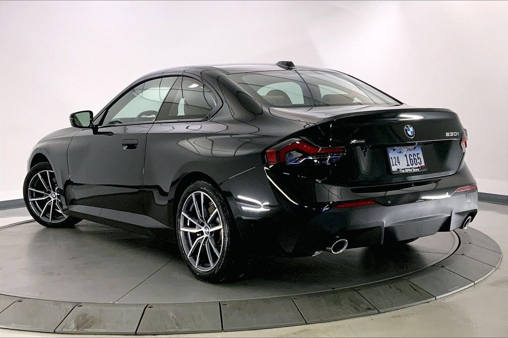 Used 2025 BMW 230i xDrive Coupe w/ Premium Package AWD/4WD image 2