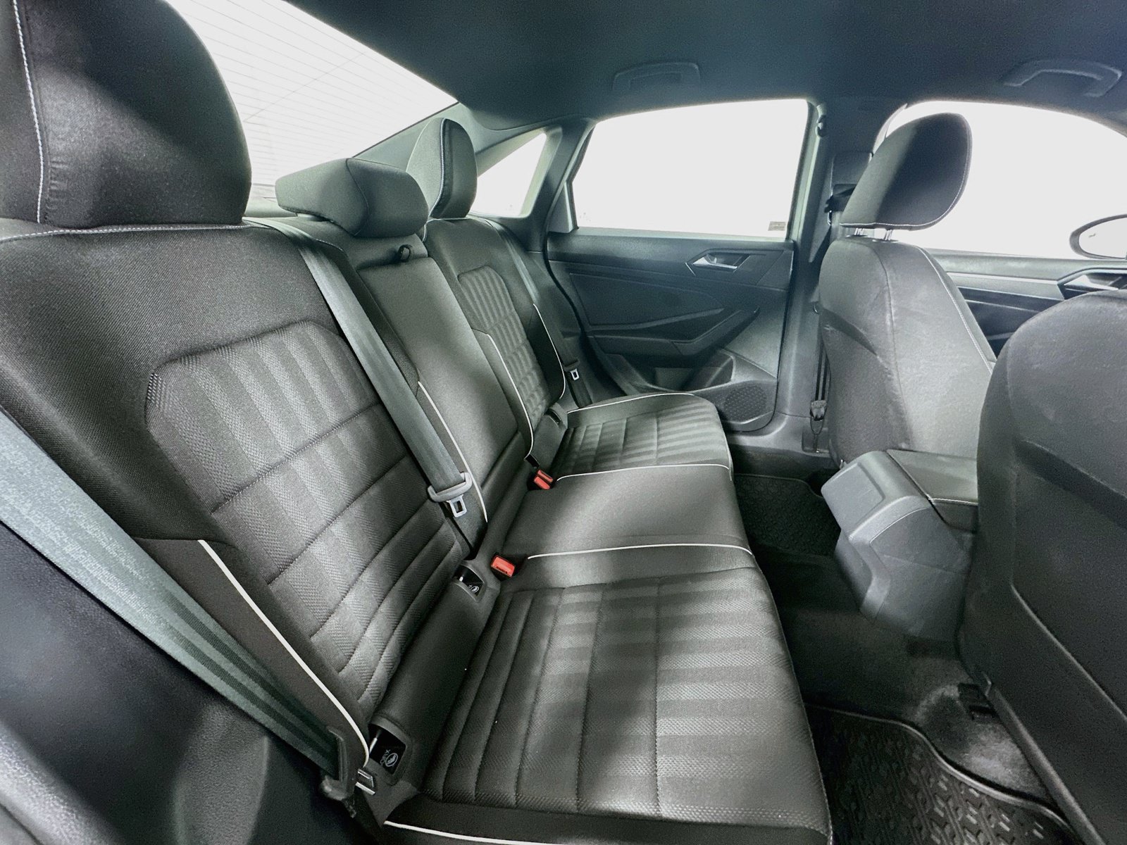Used 2024 Volkswagen Jetta Sport FWD image 25