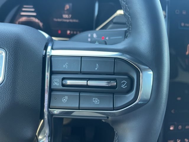 Used 2026 GMC Acadia Elevation w/ Elevation Premium Package FWD image 24