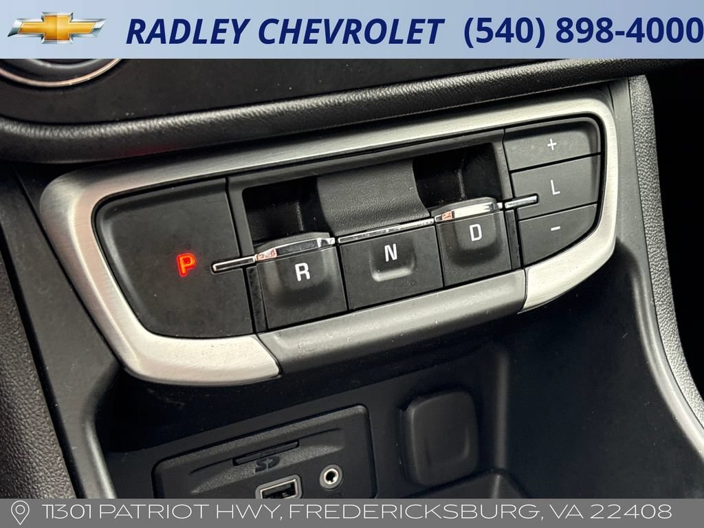 Used 2023 GMC Terrain SLE w/ Driver Convenience Package AWD/4WD image 11