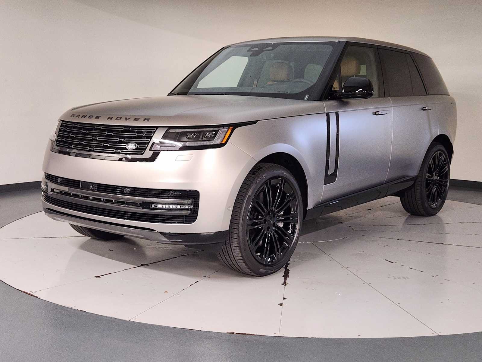 New 2026 Land Rover Range Rover SE AWD/4WD image 1