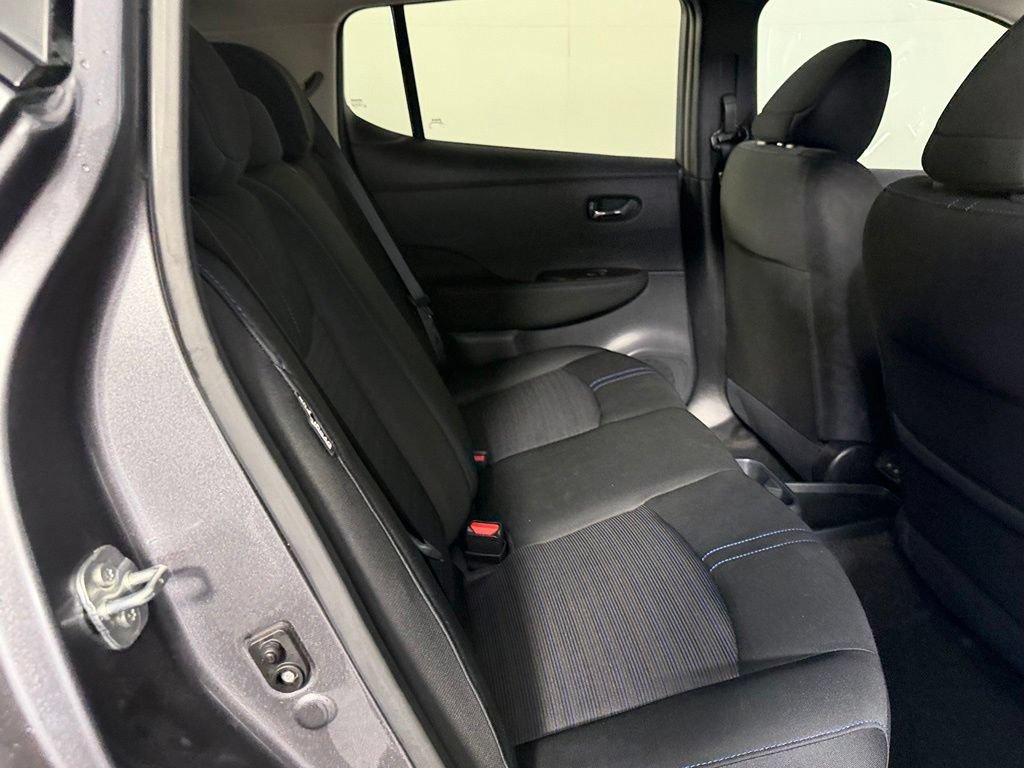 Used 2025 Nissan Leaf S FWD image 19