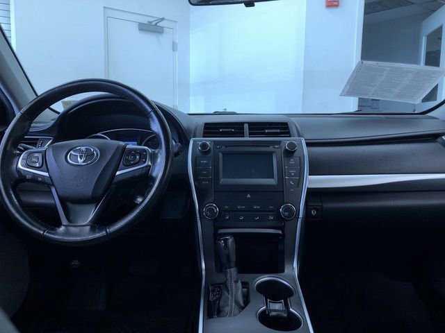 Certified 2016 Toyota Camry SE image 18