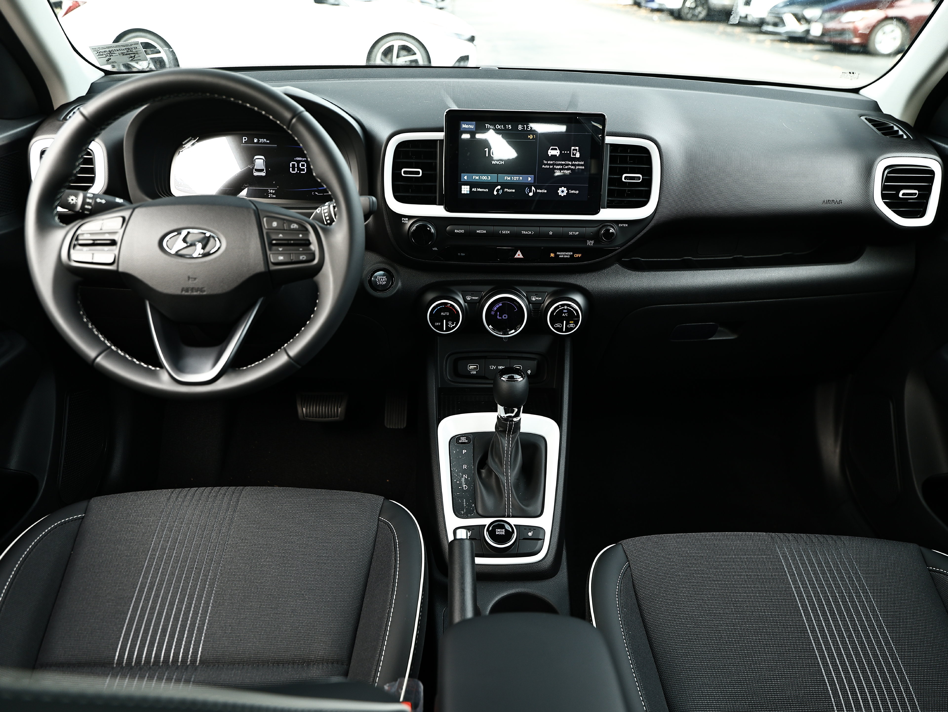 New 2026 Hyundai Venue SEL FWD image 9