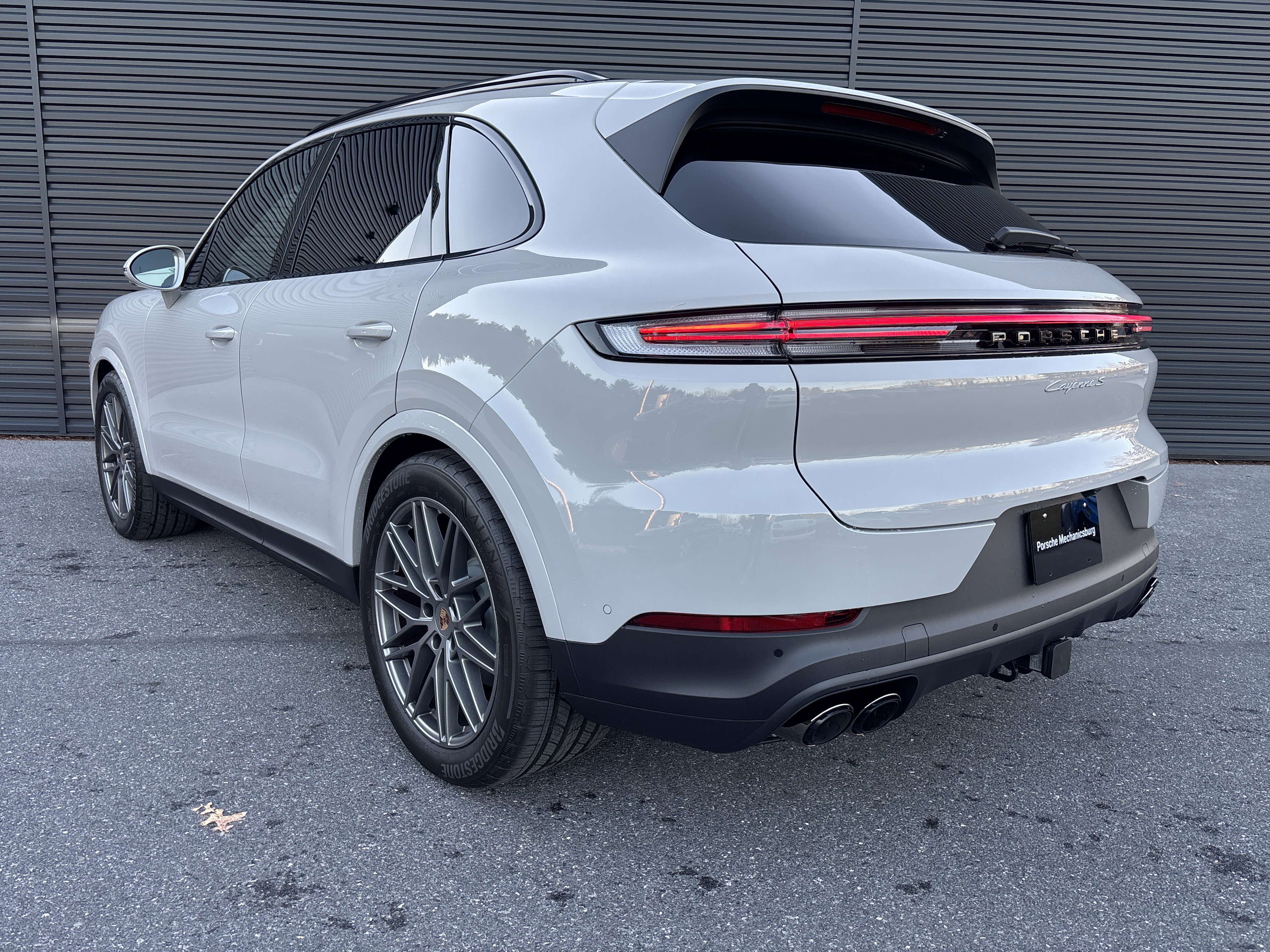 New 2026 Porsche Cayenne S AWD/4WD image 3