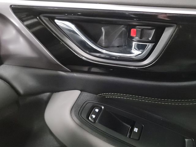 Used 2025 Subaru Outback Onyx Edition AWD/4WD image 19