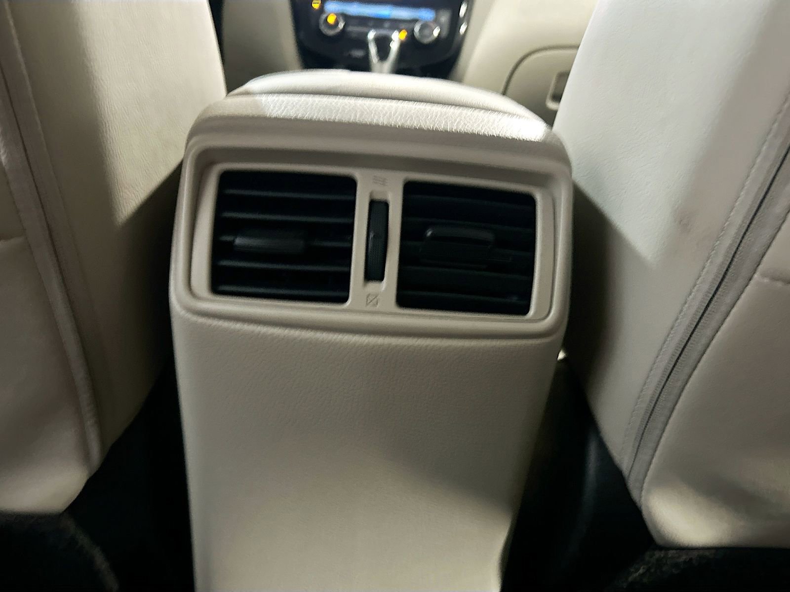 Used 2022 Nissan Rogue Sport SL image 25