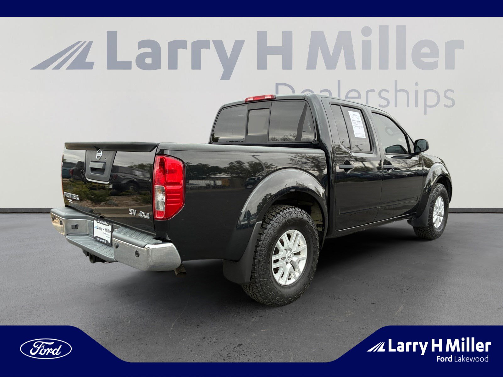 Used 2020 Nissan Frontier SV AWD/4WD image 5
