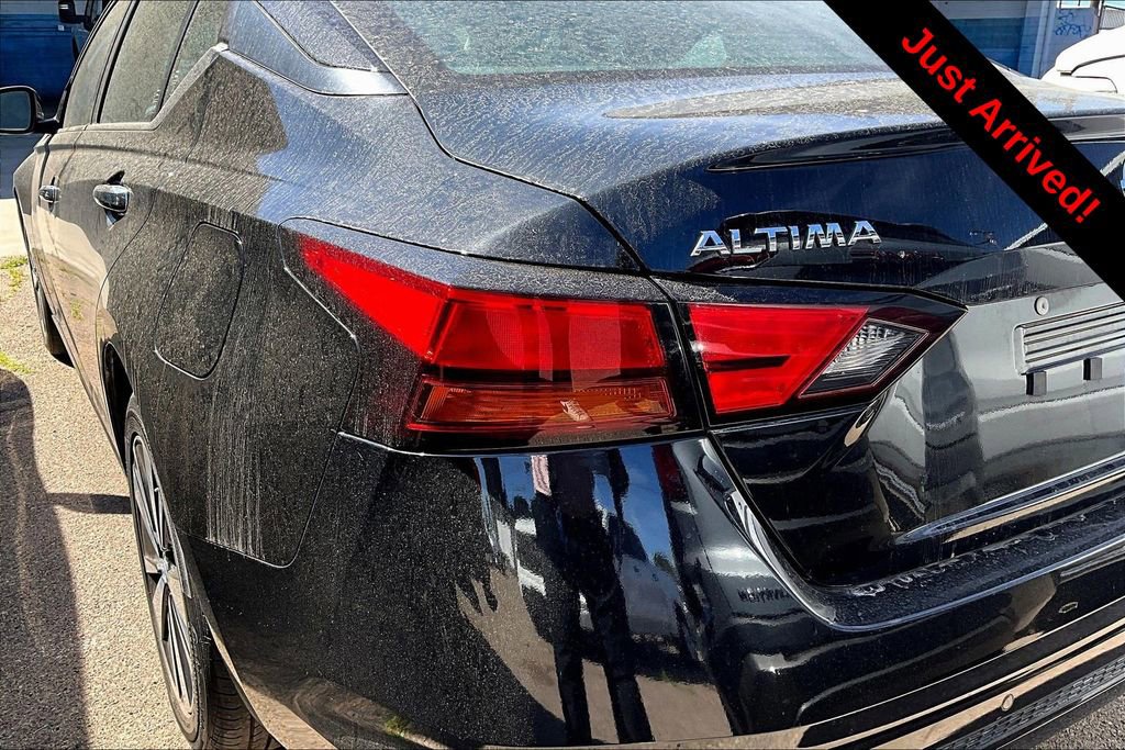 Used 2022 Nissan Altima 2.5 SV image 5