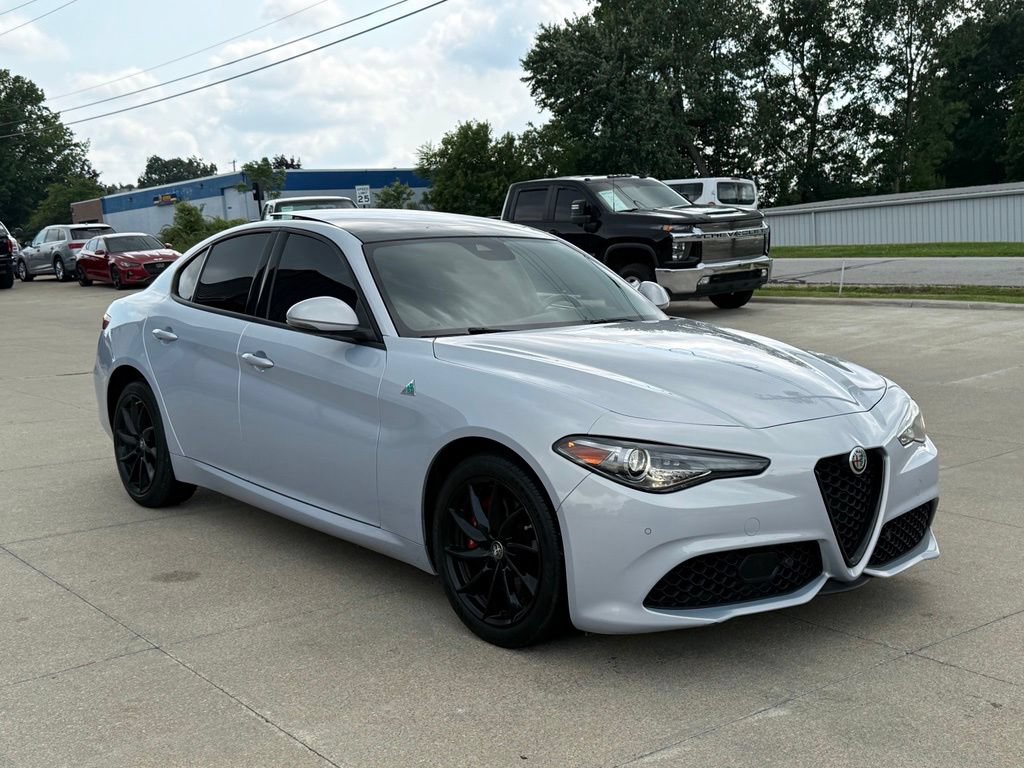 Used 2022 Alfa Romeo Giulia Sprint AWD/4WD image 20