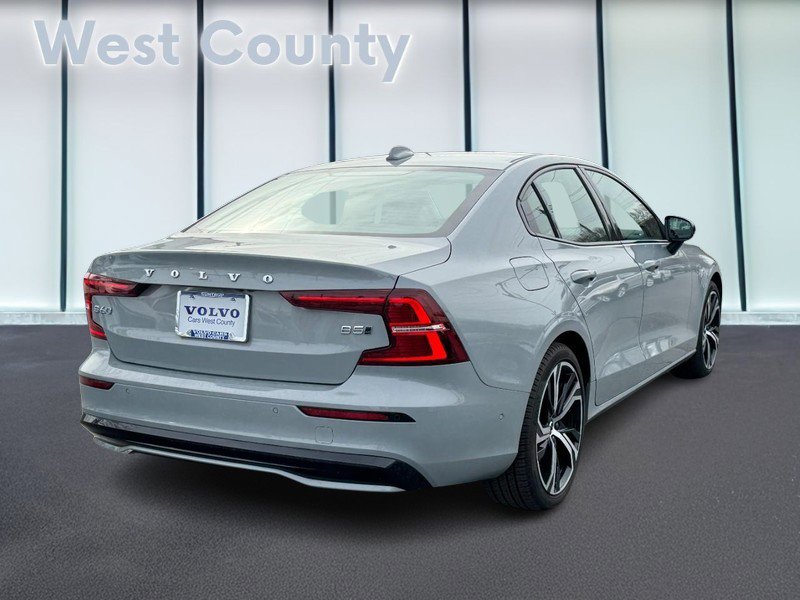 Certified 2024 Volvo S60 B5 Plus w/ Climate Package image 4