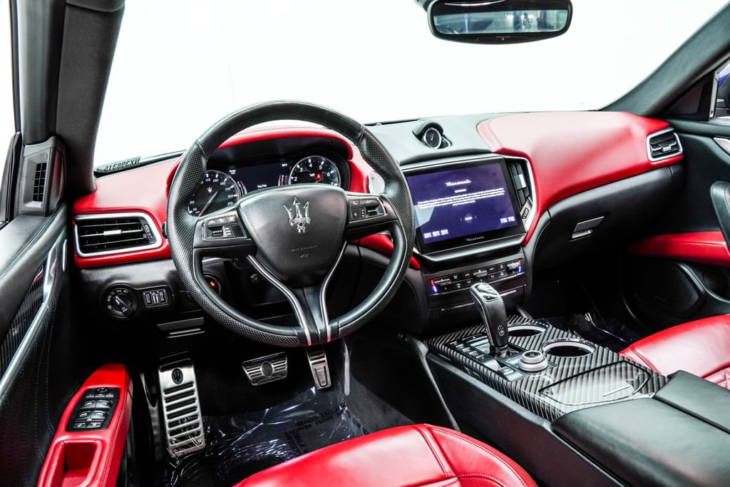 Used 2022 Maserati Ghibli Trofeo RWD image 4