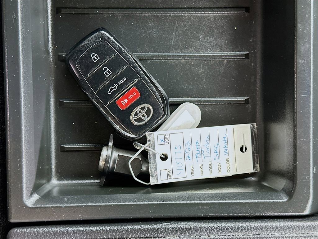 Used 2022 Toyota Tundra SR5 w/ SR5 Convenience Package RWD image 33