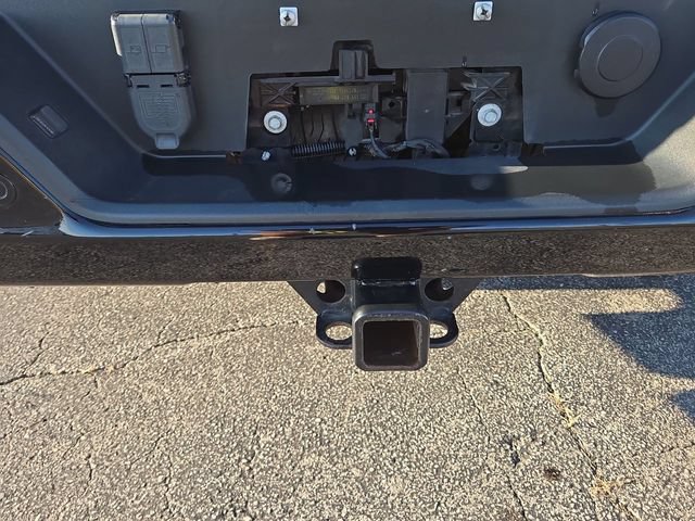 Used 2021 Chevrolet Silverado 1500 High Country w/ Technology Package AWD/4WD image 24