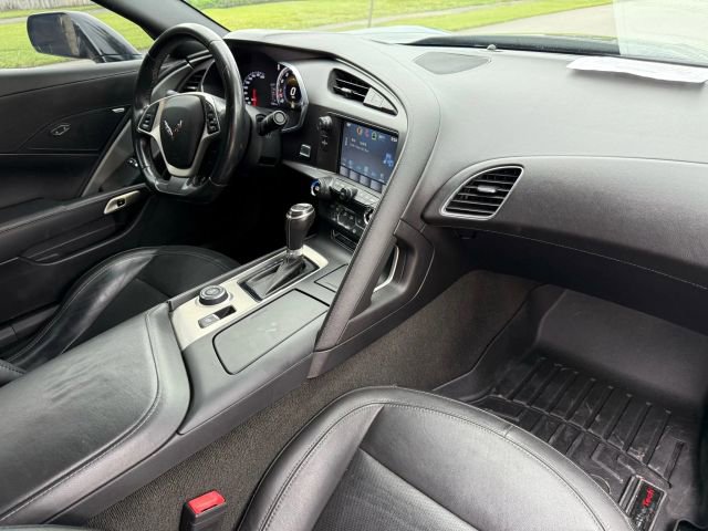Used 2017 Chevrolet Corvette Stingray Coupe w/ Carbon Flash Badge Package image 15