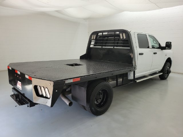 Used 2024 RAM 3500 Tradesman w/ Chrome Appearance Group AWD/4WD image 5