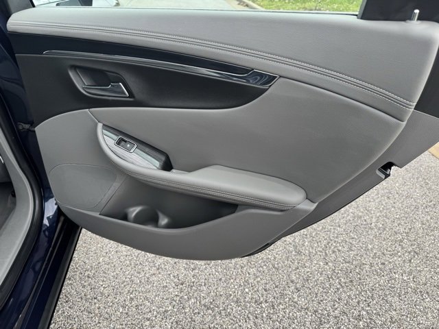 Used 2019 Chevrolet Impala LT image 33