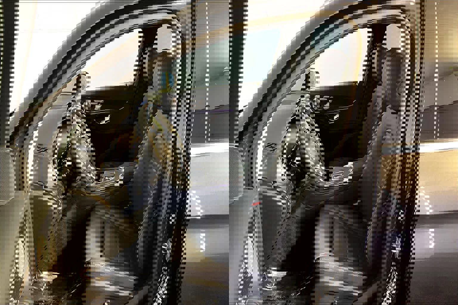 Certified 2021 Mercedes-Benz GLC 300 4MATIC image 9