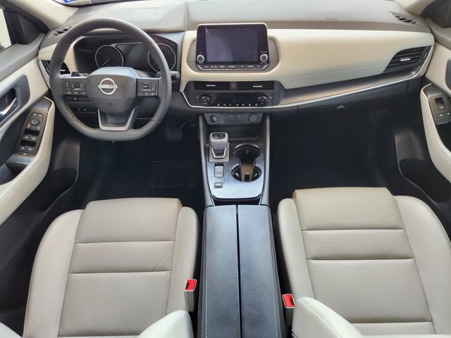 Used 2025 Nissan Rogue SV w/ SV Premium Package FWD image 20