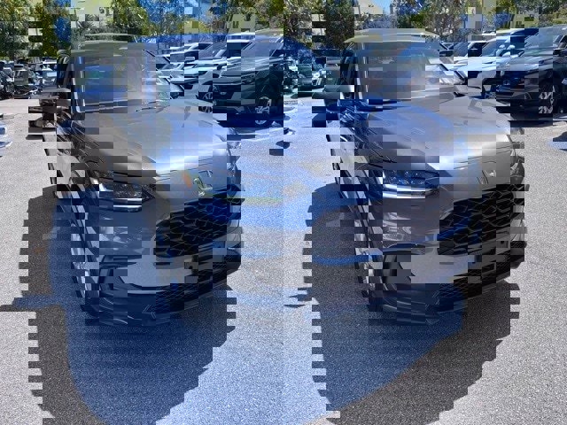 Used 2025 Honda HR-V LX image 1