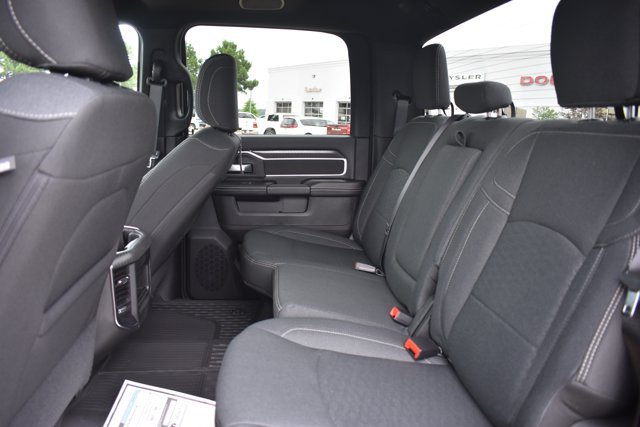 New 2026 RAM 2500 Big Horn AWD/4WD image 17
