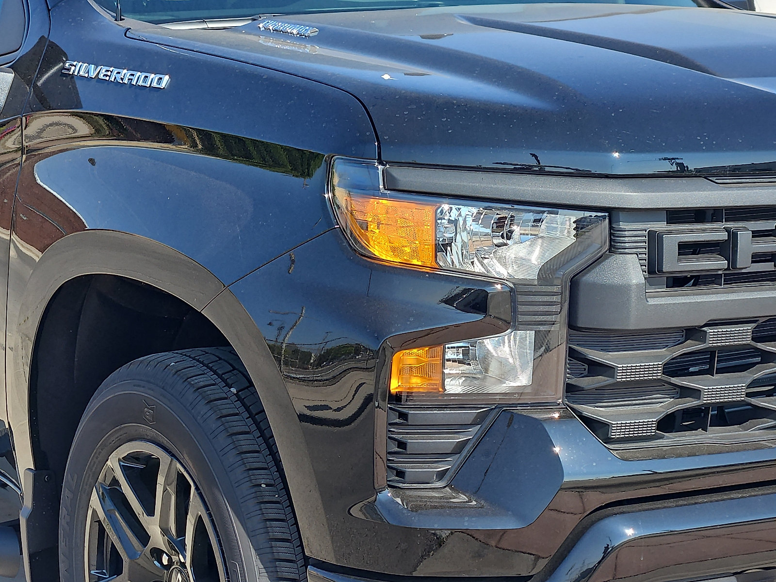 New 2026 Chevrolet Silverado 1500 Custom RWD image 8