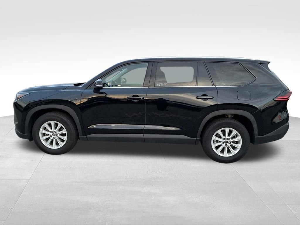 Used 2025 Toyota Grand Highlander AWD image 2