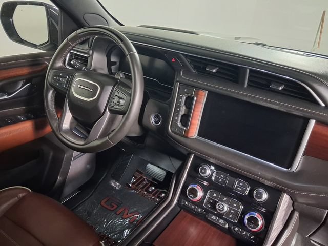 Certified 2023 GMC Yukon XL Denali Ultimate AWD/4WD image 17