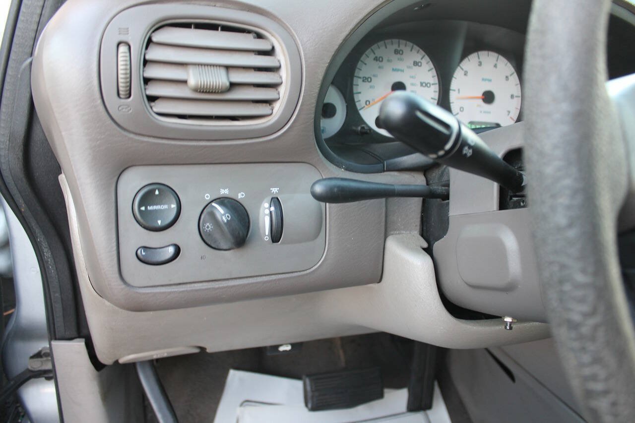 Used 2003 Dodge Grand Caravan Sport FWD image 37
