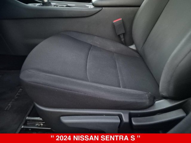 Certified 2024 Nissan Sentra S FWD image 17
