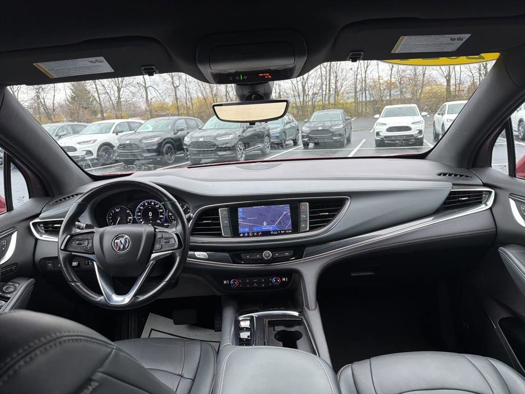 Used 2024 Buick Enclave Premium image 11