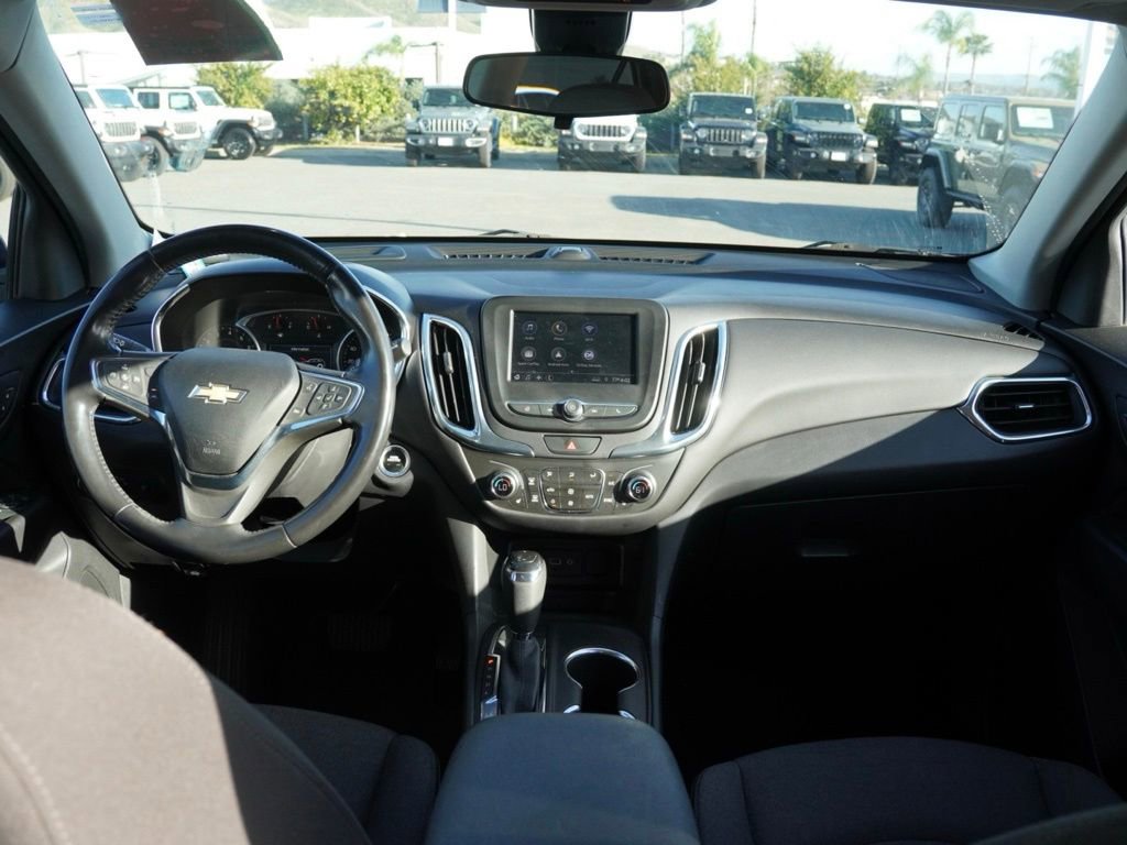 Used 2021 Chevrolet Equinox LT image 25