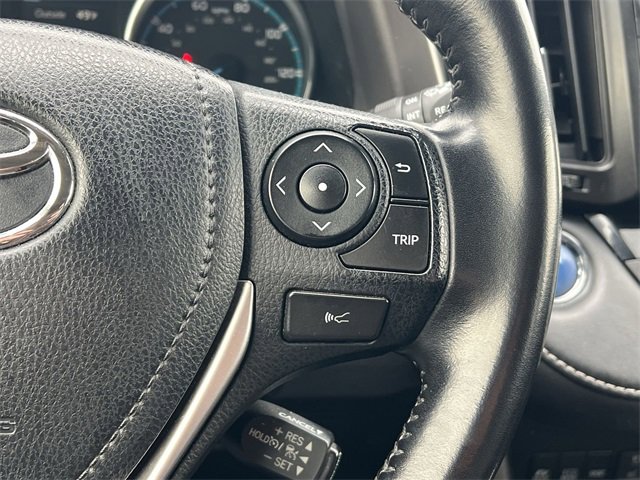 Used 2016 Toyota RAV4 Limited w/ Advanced Technology Package image 21