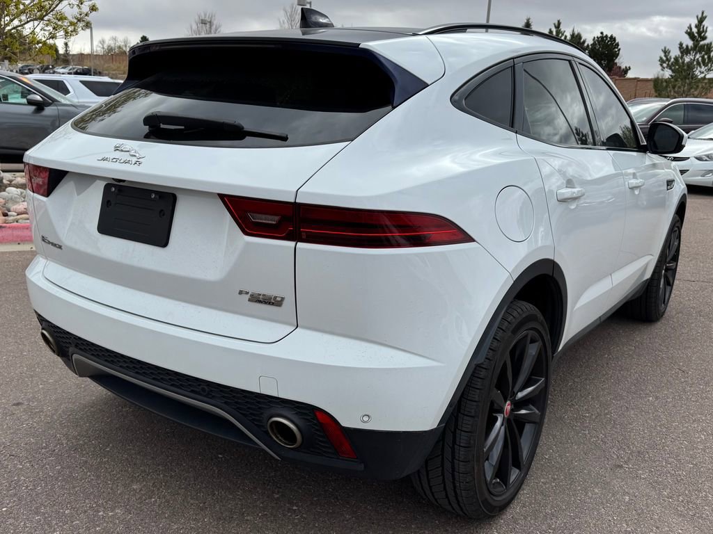 Used 2018 Jaguar E-PACE SE image 6