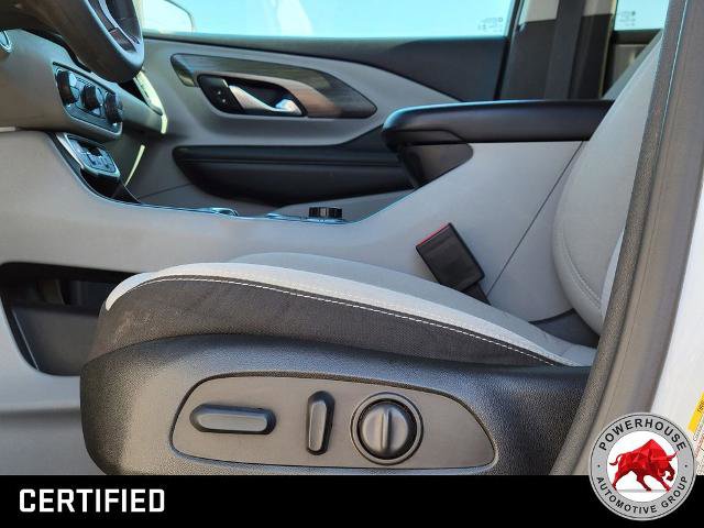 Used 2023 GMC Terrain SLE w/ Driver Convenience Package image 14