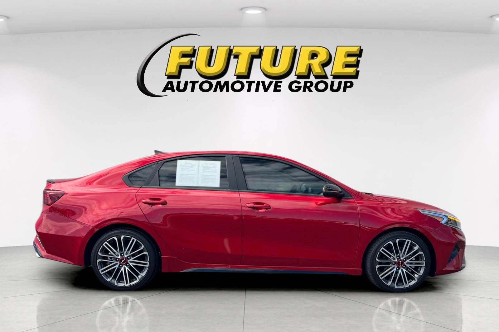 Used 2022 Kia Forte GT w/ GT2 Package FWD image 3