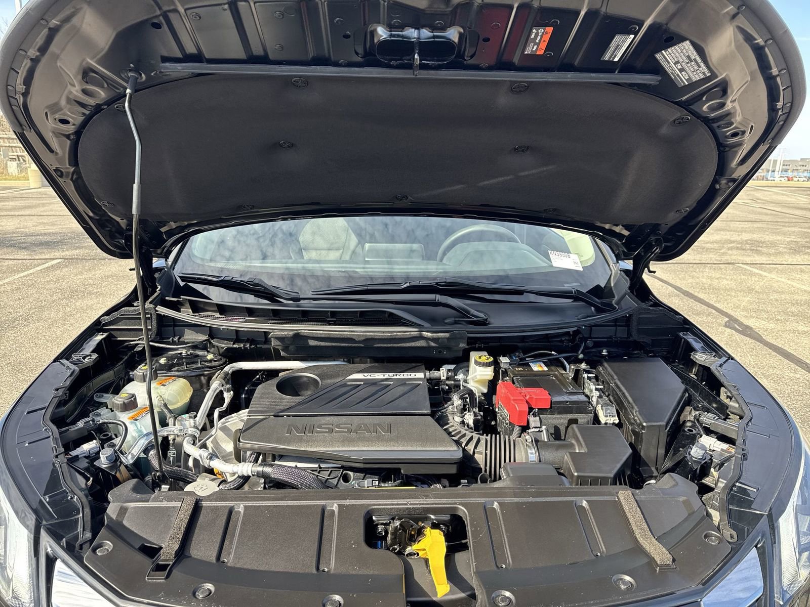 Used 2024 Nissan Rogue SV image 37