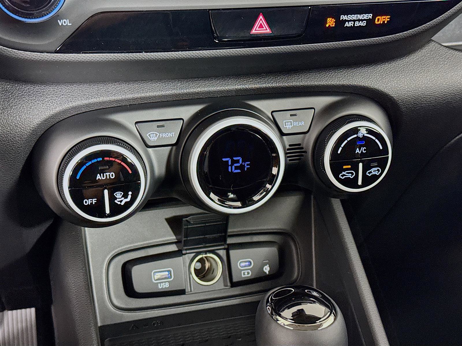 New 2025 Hyundai Venue Limited image 17