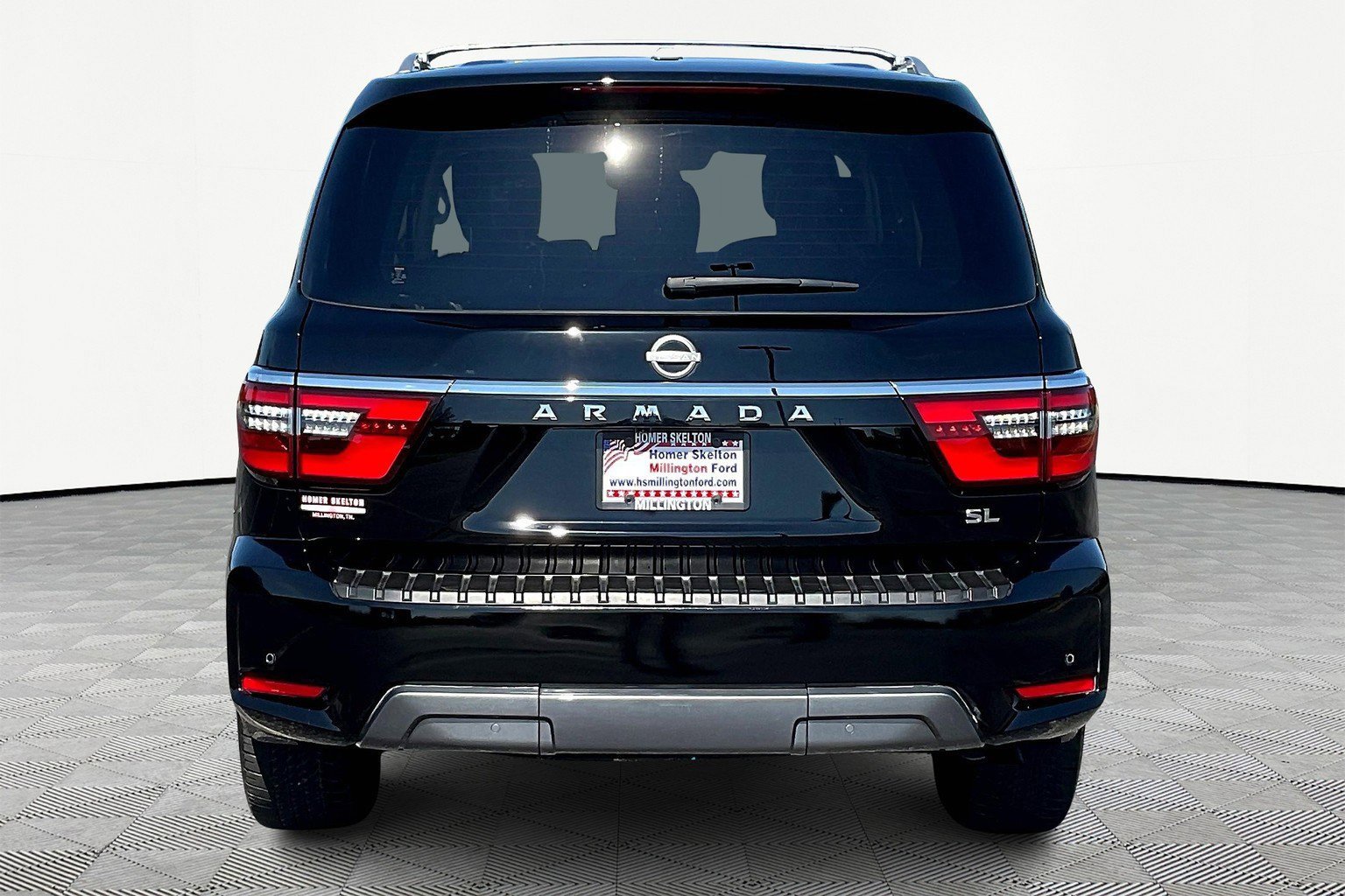 Used 2024 Nissan Armada SL w/ Cargo Package image 4