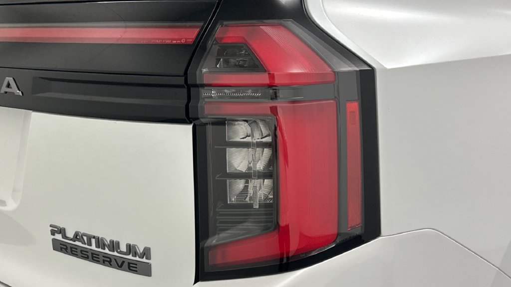 New 2027 Nissan Armada Platinum Reserve AWD/4WD image 24