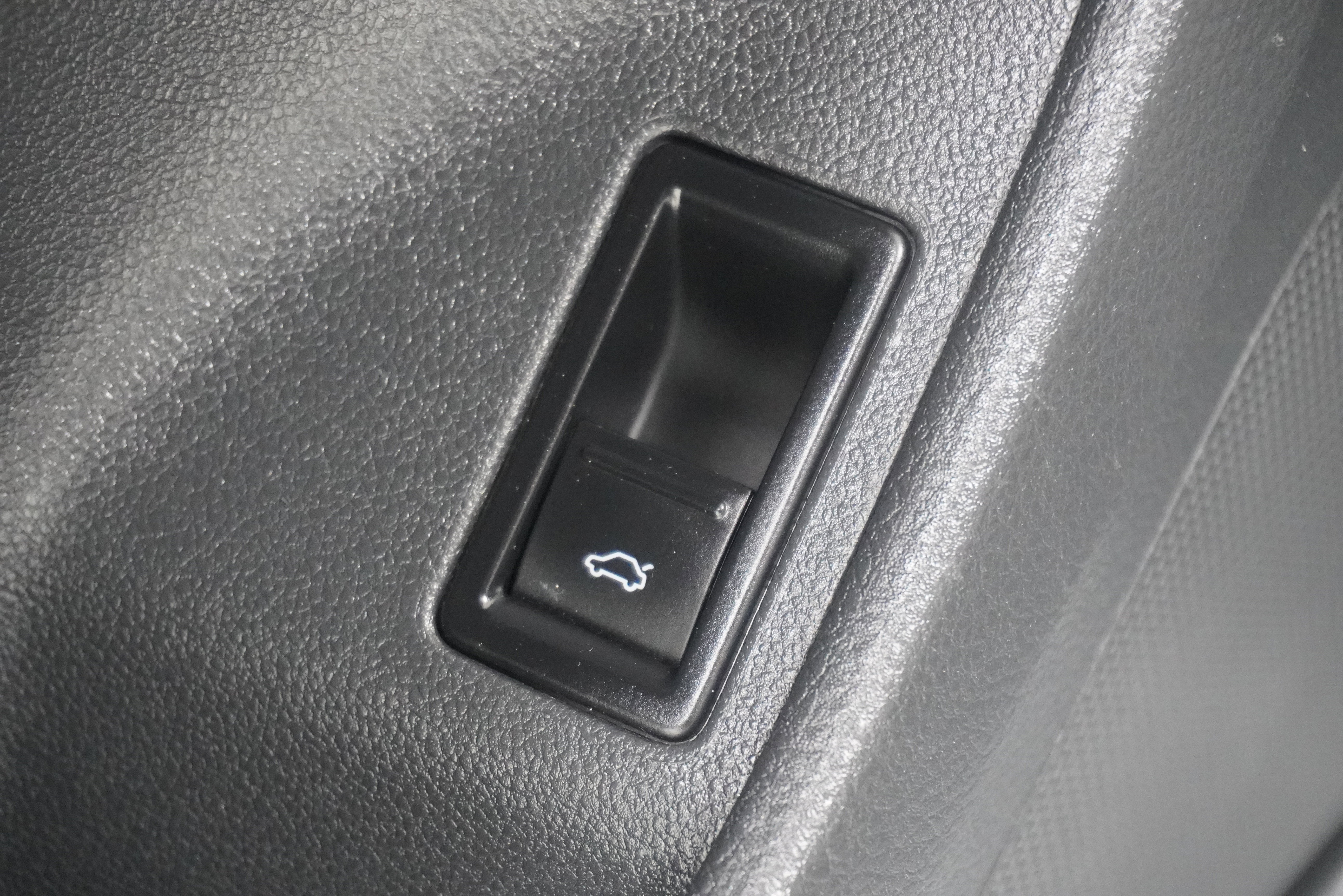 Used 2015 Volkswagen Jetta SE FWD image 22