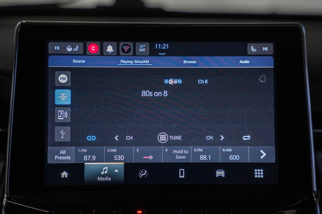 Used 2022 Jeep Compass Limited image 28