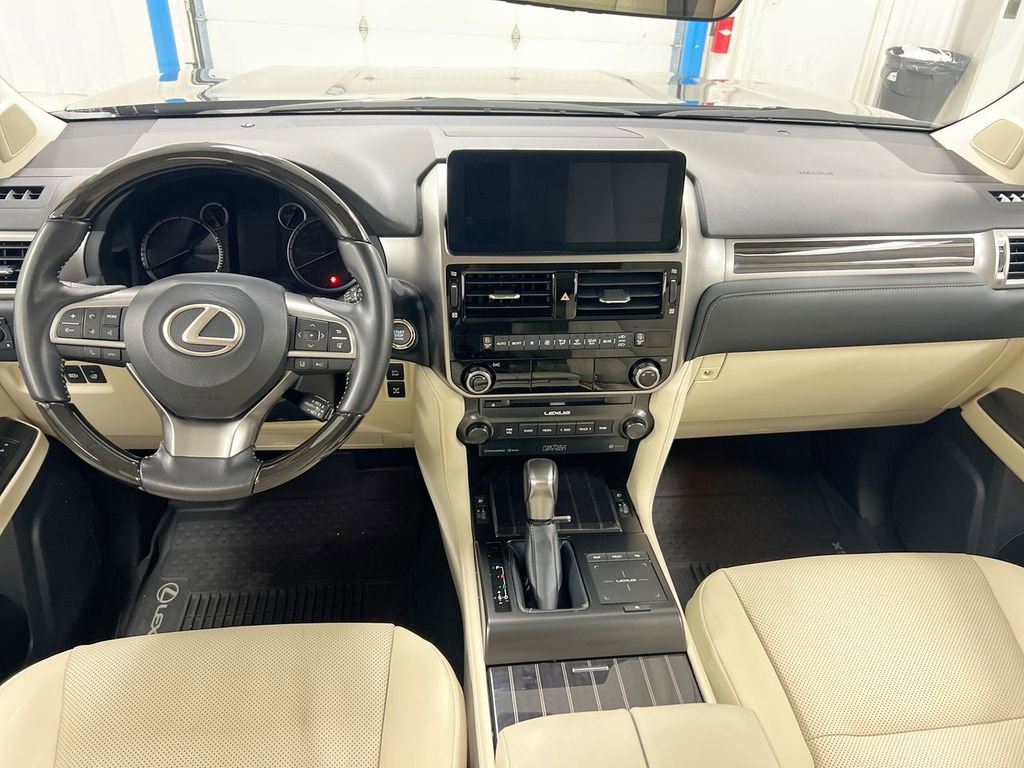 Used 2023 Lexus GX 460 Premium AWD/4WD image 5